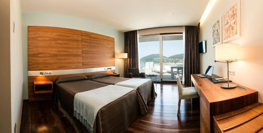 Hotel Ego บีเวโร ภายนอก รูปภาพ